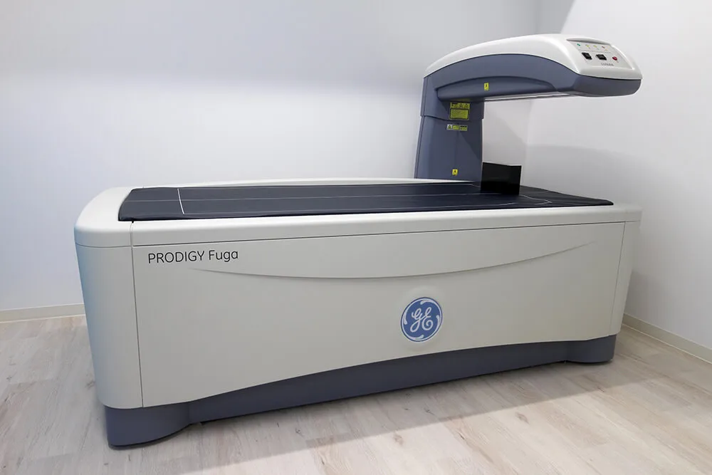 レントゲン室：骨密度測定装置